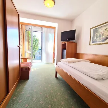 Thermenhotel Tannenhof - Ihr Wohlfuehl-hotel 4*