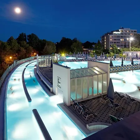 Thermenhotel Tannenhof
