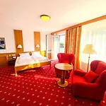 Szálloda Thermenhotel Tannenhof - Ihr Wohlfuehl-hotel Bad Füssing