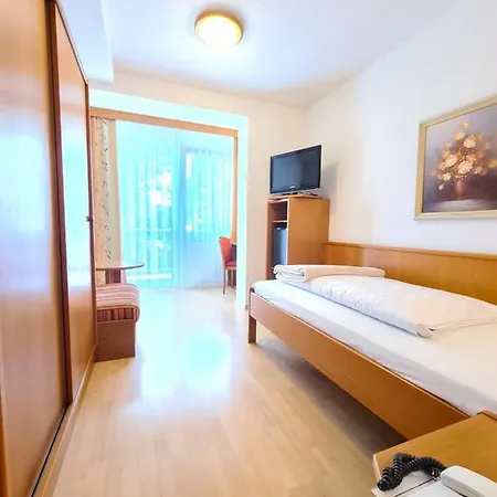 Thermenhotel Tannenhof - Ihr Wohlfuehl-hotel Hotel 4*