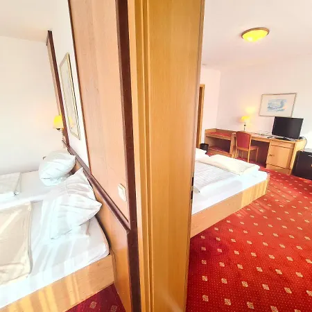 Szálloda Thermenhotel Tannenhof - Ihr Wohlfuehl-hotel Bad Füssing