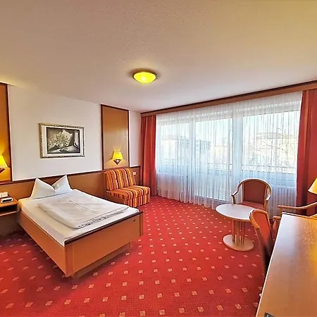 Szálloda Thermenhotel Tannenhof - Ihr Wohlfuehl-hotel