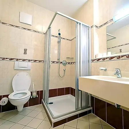Szálloda Thermenhotel Tannenhof - Ihr Wohlfuehl-hotel 4*