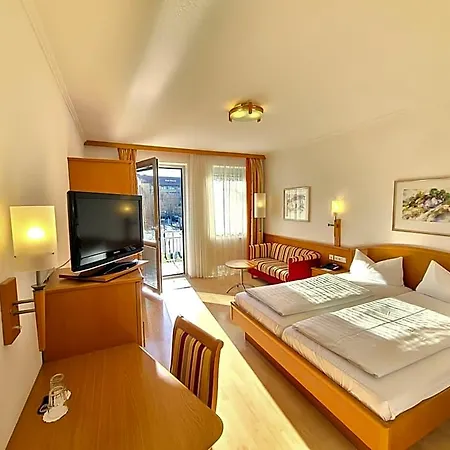 Szálloda Thermenhotel Tannenhof - Ihr Wohlfuehl-hotel
