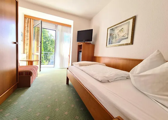 Hotell Thermenhotel Tannenhof - Ihr Wohlfuehl-hotel