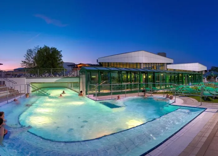 Thermenhotel Tannenhof - Ihr Wohlfuehl-hotel Hotell