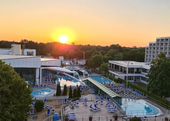 Hotell Thermenhotel Tannenhof - Ihr Wohlfuehl-hotel Bad Füssing