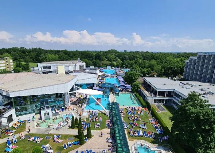 Hotell Thermenhotel Tannenhof - Ihr Wohlfuehl-hotel Bad Füssing